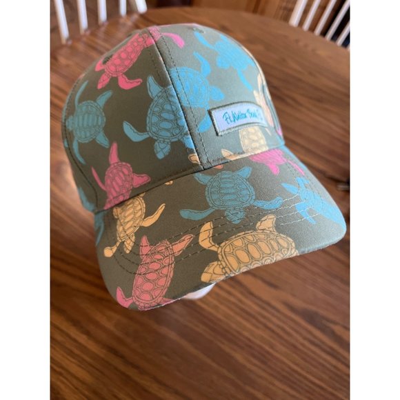 Lucky 7 Ft. Walton Beach, FL woman’s ball cap with turtles - Picture 1 of 7
